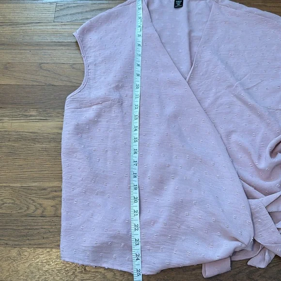 🌸 SHEIN Curve rose pink sleeveless wrap top. Size 1XL. - Picture 7 of 8